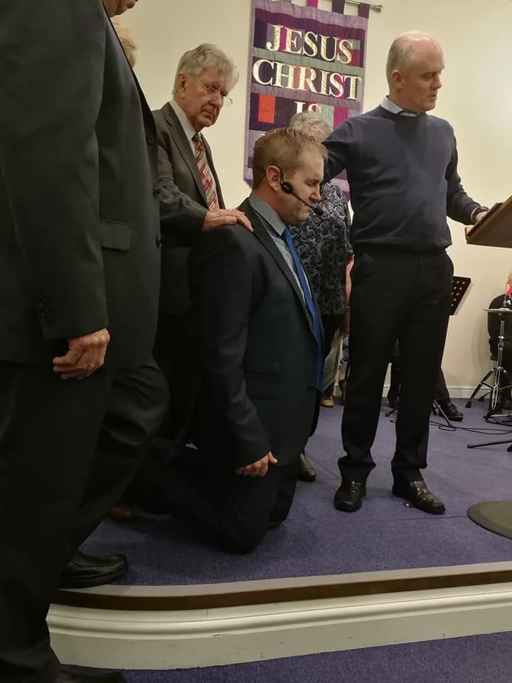 Jonathan Tinks induction as minister at Fort William Baptist Church